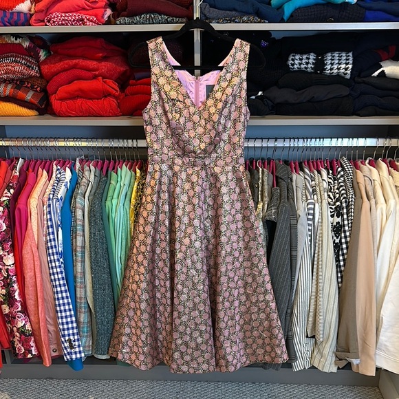 Modcloth pink/silver metallic threads sleeveless v neck lined dress size 2 NWT - Picture 1 of 3